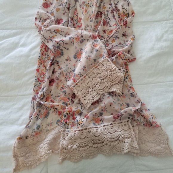 Bohemian Floral Lace Sheer Kimono Size Small - Picture 5 of 6